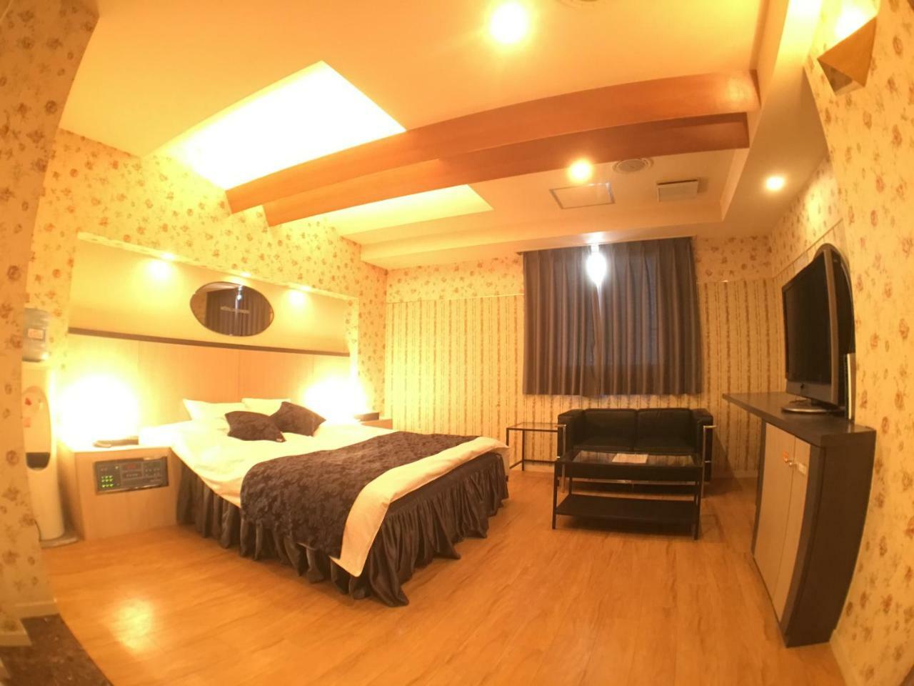 Orchid (adults Only) Love hotel 2*